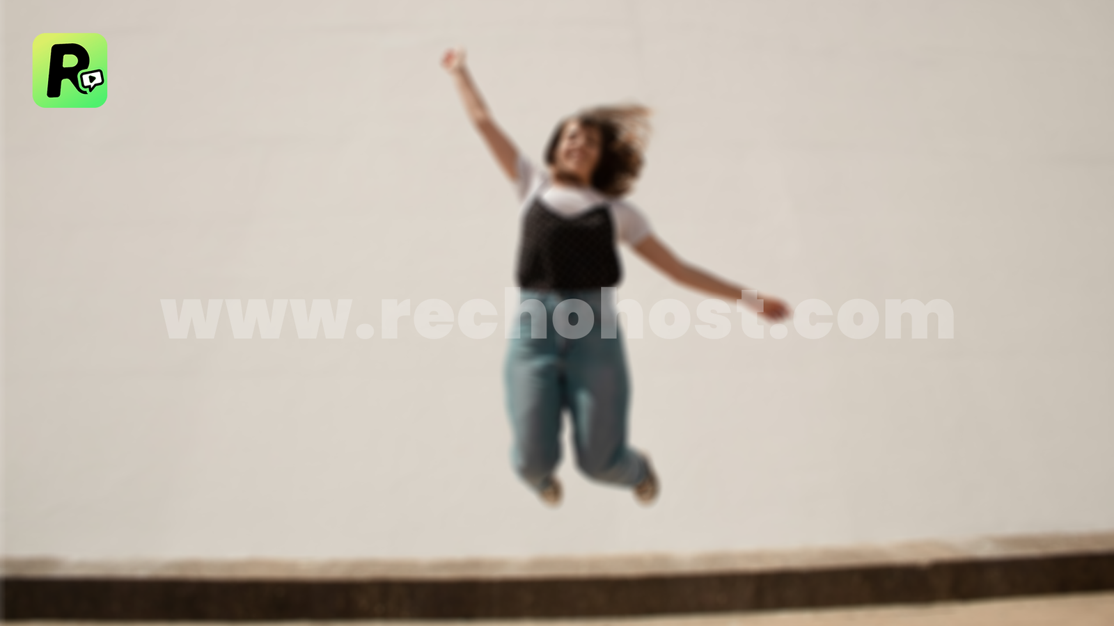 Overcoming Feeling Stuck as Recho Live Hosts